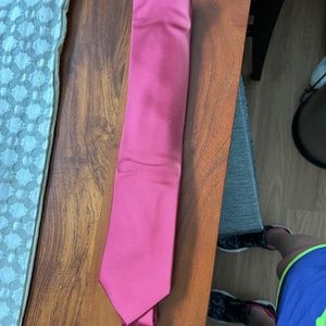 NWT Jos A Bank Pink/ light red Traveler Collection Solid Tie - Long